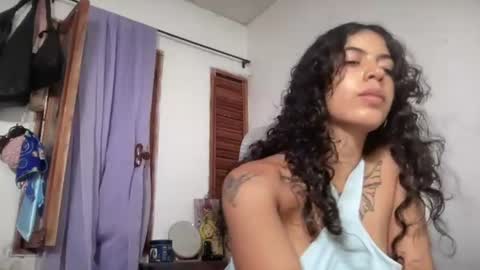 Snapshot of antoniabloom chatting on 07/23/26, 02:42 Antonia online show from 07/23/26, 02:42