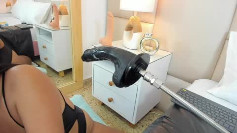 Antonia online show from 02/03/25, 11:58