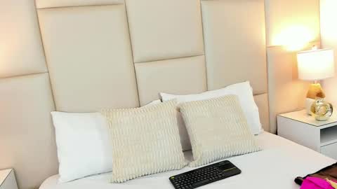 Antonia online show from 01/16/26, 11:58