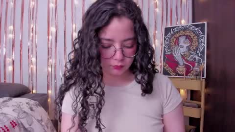 Antonia online show from 12/23/24, 04:22