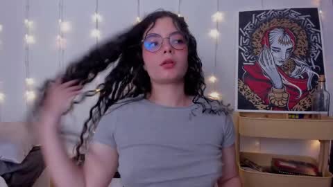 Antonia online show from 02/11/25, 03:08