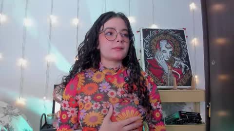 Antonia online show from 12/21/25, 02:30