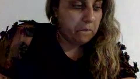 Snapshot of antoniasweety07 chatting on 06/19/26, 08:12 antoniasweety07 online show from 06/19/26, 08:12