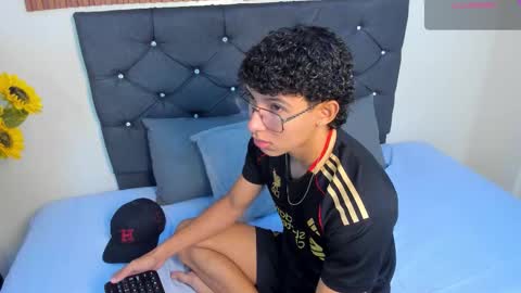 Antonio online show from 12/16/25, 12:54