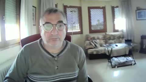 Antonio online show from 01/11/25, 01:32