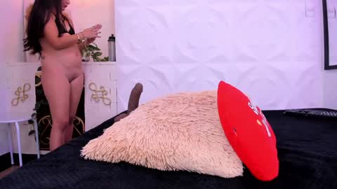 Snapshot of antonnella_lopez chatting on 02/01/25, 12:40 Anto online show from 02/01/25, 12:40