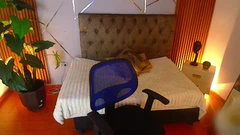 Antonella online show from 04/29/26, 06:39