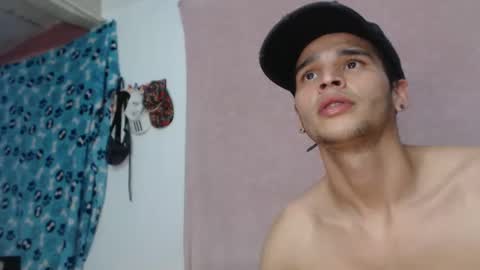 Snapshot of antony_2024 chatting on 12/26/24, 02:01 karol y antony online show from 12/26/24, 02:01