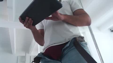 Snapshot of antony_gar chatting on 09/13/25, 04:07 Antony online show from 09/13/25, 04:07