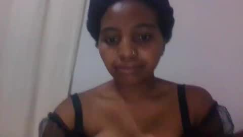 Snapshot of antonyah chatting on 02/18/26, 04:41 Antonyah online show from 02/18/26, 04:41