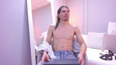 Antony Stone online show from 07/21/26, 01:13