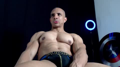 Instagram miguelangel1802  online show from 03/03/25, 05:53