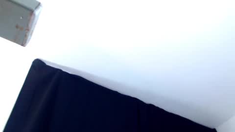 Instagram miguelangel1802  online show from 09/15/25, 05:24