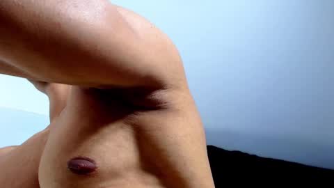 Instagram miguelangel1802  online show from 10/18/25, 04:52