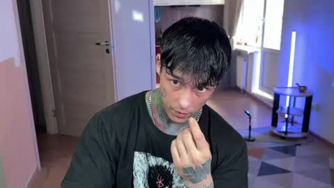 Tom online show from 03/23/26, 06:50