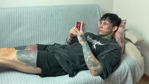 Snapshot of anubisgod88 chatting on 05/14/26, 08:21 Tom online show from 05/14/26, 08:21