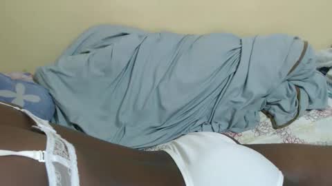 Snapshot of anya_h chatting on 09/17/25, 10:11 Gracious online show from 09/17/25, 10:11