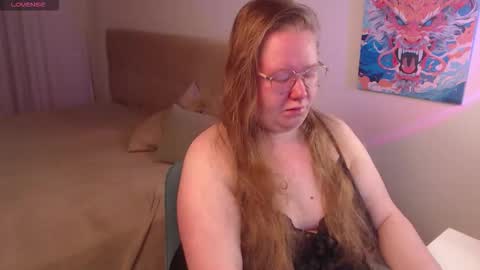 Anya Muna online show from 11/12/25, 03:23