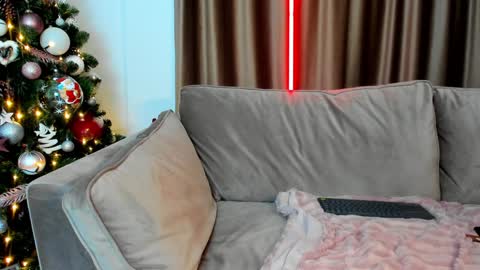 Snapshot of anyabrunette chatting on 12/09/24, 06:57 anyabrunette online show from 12/09/24, 06:57