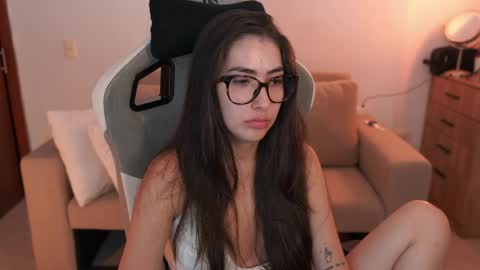 anya online show from 04/02/26, 01:47