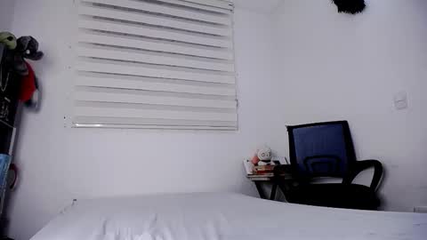 anyady online show from 09/20/25, 10:16