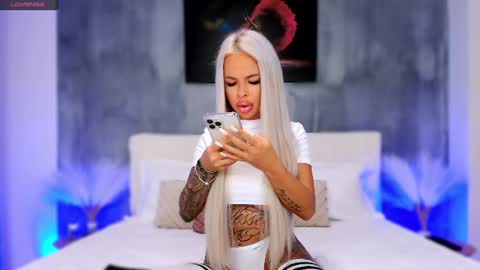 Snapshot of anyas_dolce chatting on 12/22/24, 06:15 anyas_dolce online show from 12/22/24, 06:15