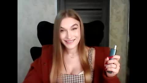 Snapshot of anyasmack chatting on 12/05/25, 06:48 AnyaSmack online show from 12/05/25, 06:48