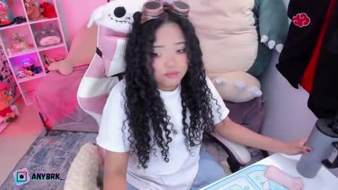 Any online show from 11/21/25, 02:43