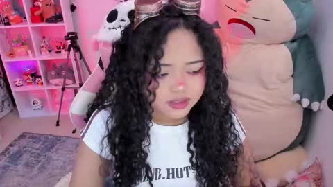 Any online show from 12/19/25, 03:13