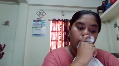 Snapshot of anydanyg chatting on 02/25/25, 06:36 anydanyg online show from 02/25/25, 06:36