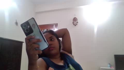 Snapshot of anydanyg chatting on 10/07/25, 08:44 anydanyg online show from 10/07/25, 08:44