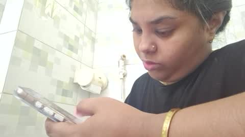 Snapshot of anydanyg chatting on 10/13/25, 08:58 anydanyg online show from 10/13/25, 08:58