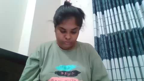 Snapshot of anydanyg chatting on 10/16/25, 07:04 anydanyg online show from 10/16/25, 07:04