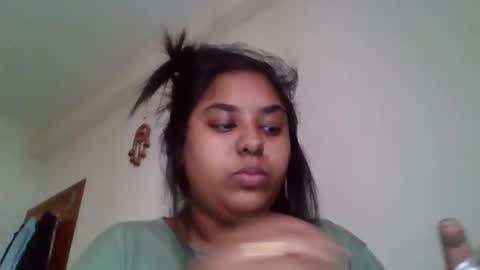 Snapshot of anydanyg chatting on 10/17/25, 10:29 anydanyg online show from 10/17/25, 10:29