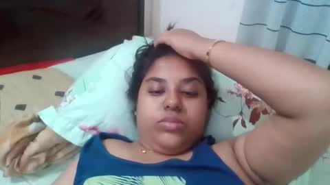 Snapshot of anydanyg chatting on 10/28/25, 09:39 anydanyg online show from 10/28/25, 09:39