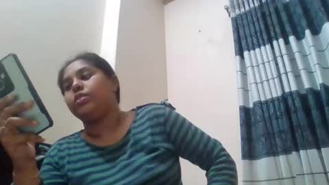 Snapshot of anydanyg chatting on 11/12/25, 03:01 anydanyg online show from 11/12/25, 03:01