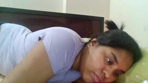 Snapshot of anydanyg chatting on 11/20/25, 02:17 anydanyg online show from 11/20/25, 02:17