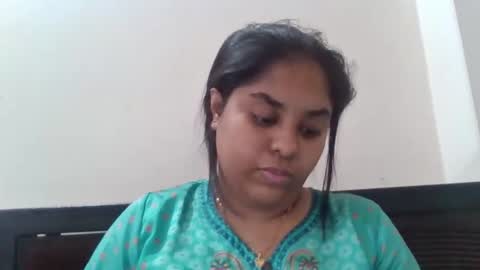 Snapshot of anydanyg chatting on 12/14/25, 10:31 anydanyg online show from 12/14/25, 10:31