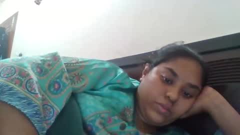 Snapshot of anydanyg chatting on 12/15/25, 09:30 anydanyg online show from 12/15/25, 09:30