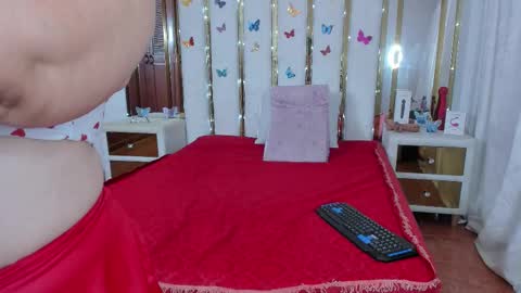 Snapshot of anyelamature chatting on 11/20/25, 03:07 Anyela online show from 11/20/25, 03:07