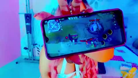 Snapshot of anyell_fox_xxx chatting on 12/19/24, 09:17 anyell online show from 12/19/24, 09:17