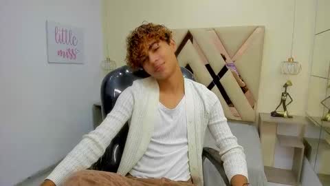 anyelotwink online show from 02/18/26, 08:38