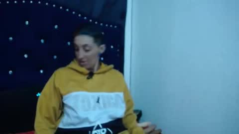 anyu online show from 02/17/25, 06:09