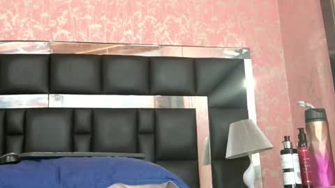 Chelmi online show from 11/02/25, 12:29