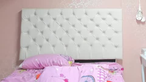 Aome Rainbow online show from 01/15/25, 08:48