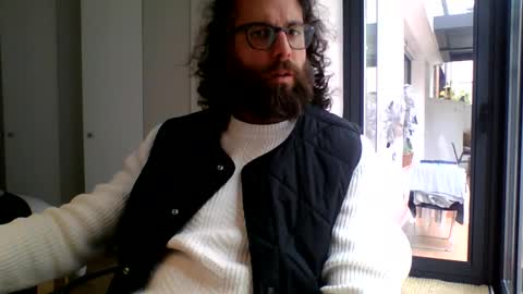 Snapshot of apc_3 chatting on 03/19/26, 10:30 apc_3 online show from 03/19/26, 10:30