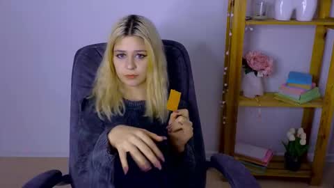 ApheliaStar online show from 11/01/25, 03:47