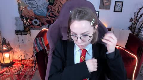 Snapshot of aphexqueen chatting on 01/20/25, 09:13 APHEX QUEEN online show from 01/20/25, 09:13