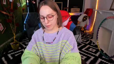 Snapshot of aphexqueen chatting on 02/19/25, 04:11 APHEX QUEEN online show from 02/19/25, 04:11