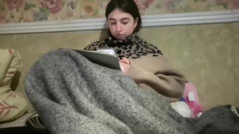 aphr0dite22 online show from 04/14/26, 03:29